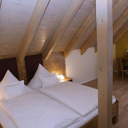 Rothweinhotel Wiesenbronn Esterno foto